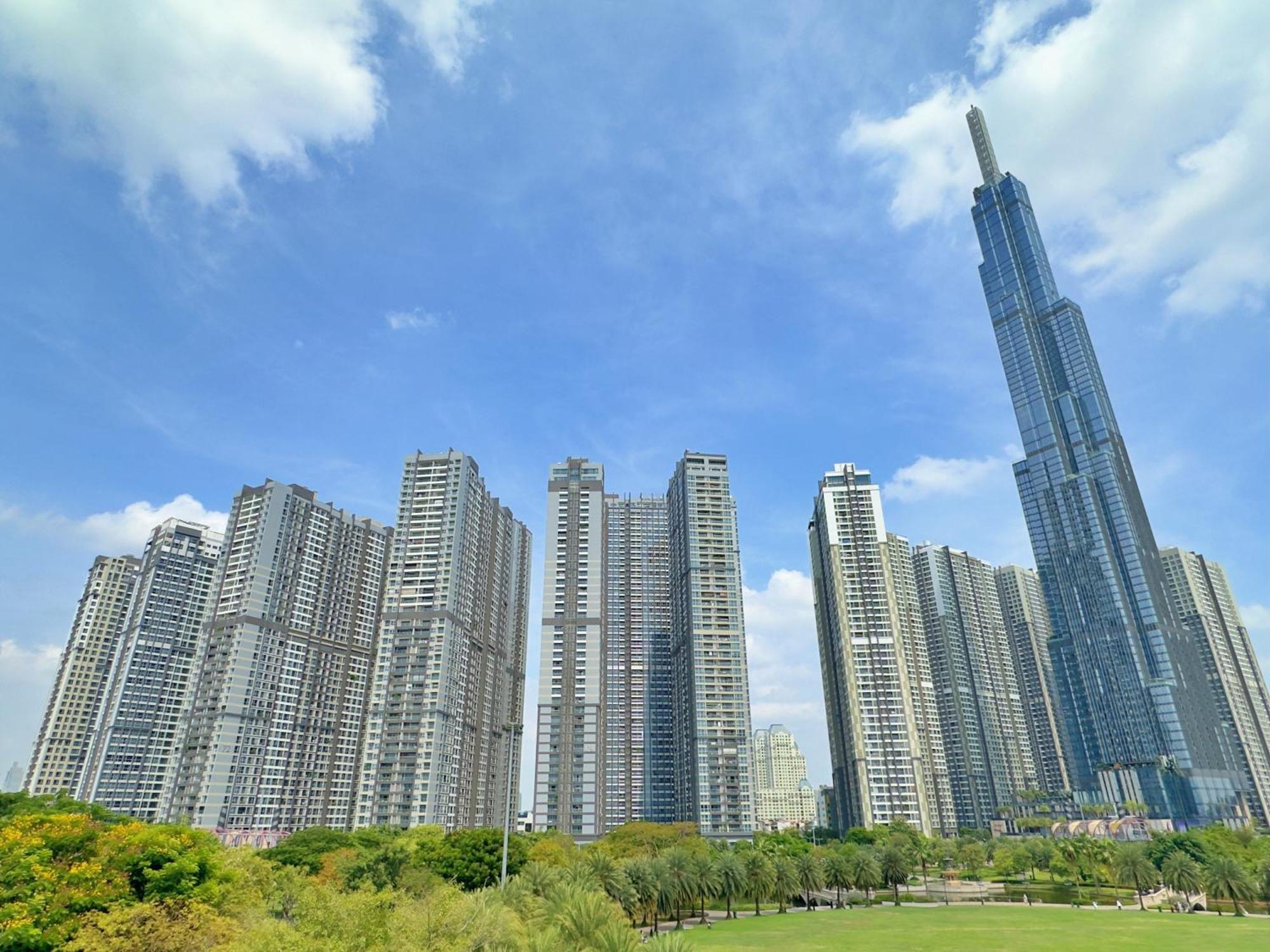 Vinhomes Central Park - Serviced Apartments Rental Ltd Ho Chi Minh City Bagian luar foto